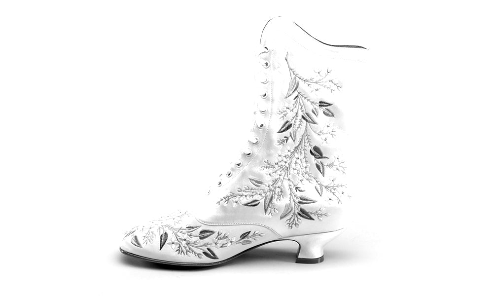 Flora Embroidered Boots Wide (Ivory)