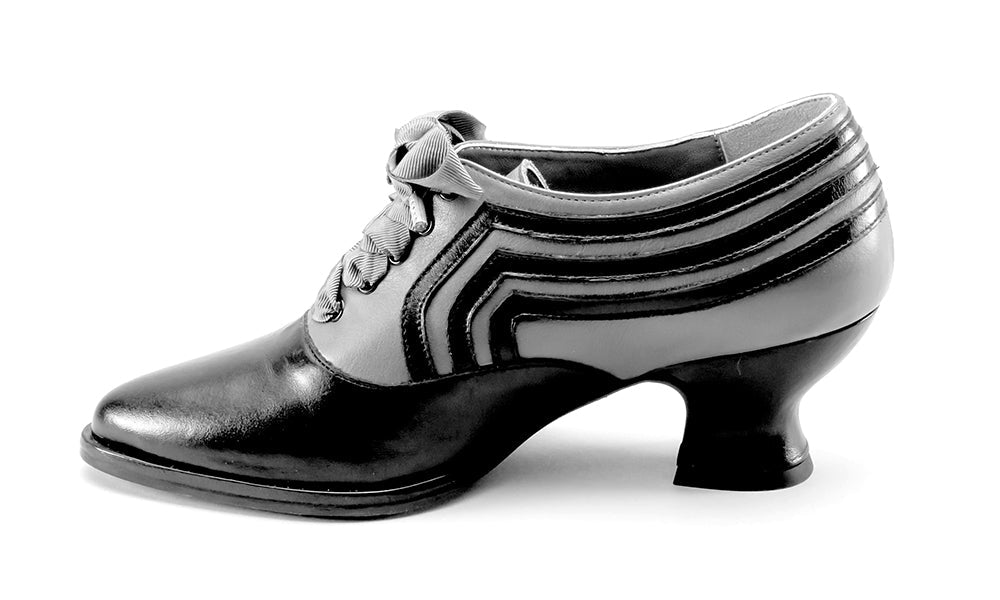 Bernadette Women's Edwardian Oxfords (Blue/Black)