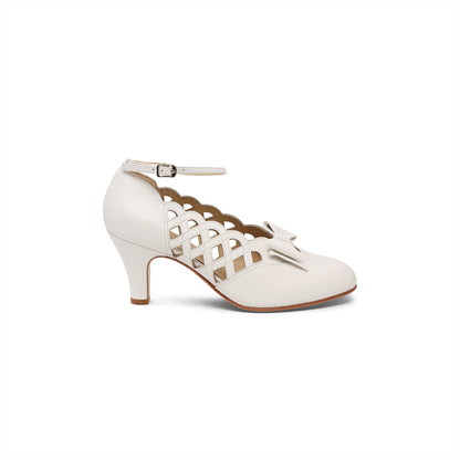 Jessie Vintage Pumps (Soft Ivory)