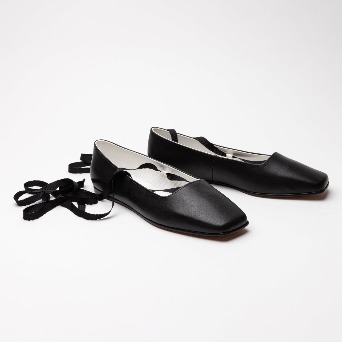Bronte Slippers Wide (Black)
