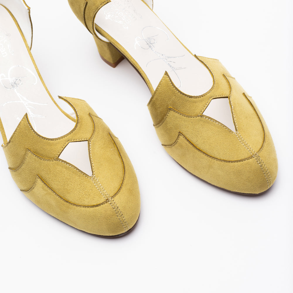 Christine Vintage Pumps (Manchineel Apple)