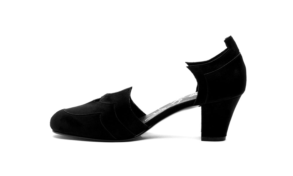 Christine Vintage Pumps (Widow Black)