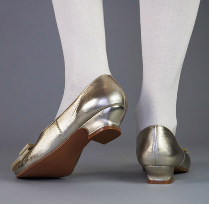 Waltz Edwardian Slipper (Gold)