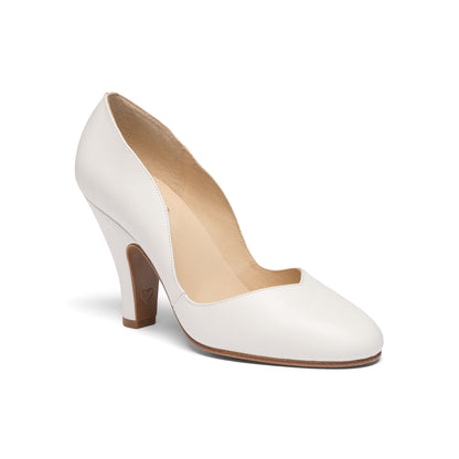 Ginger Vintage Pumps (Soft Ivory)