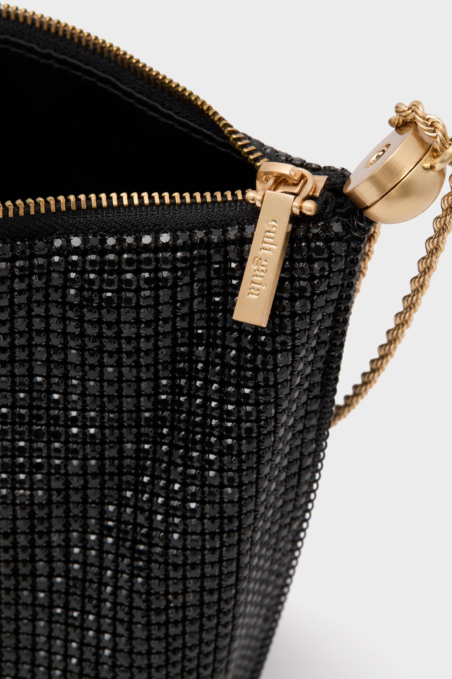 Black Rue Wristlet