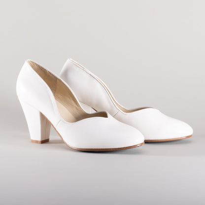 Marilyn Vintage Pumps (Soft Ivory)