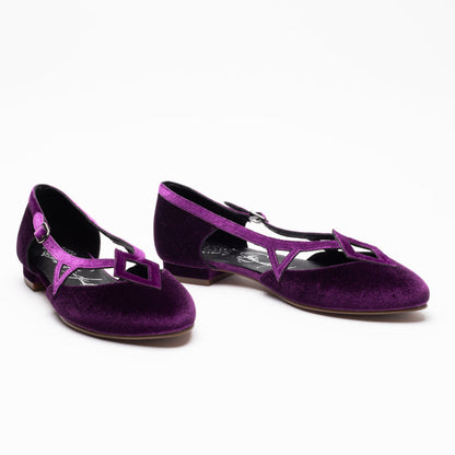Mildred Vintage Flats (Crystal Ball)