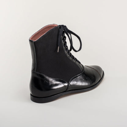 Anne Boots (Black)