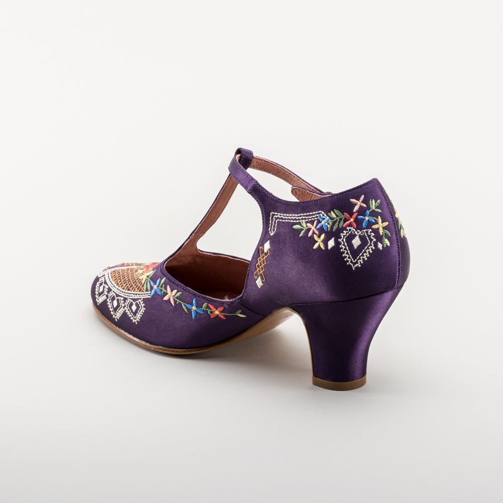 Daisy Embroidered T-Straps (Purple)