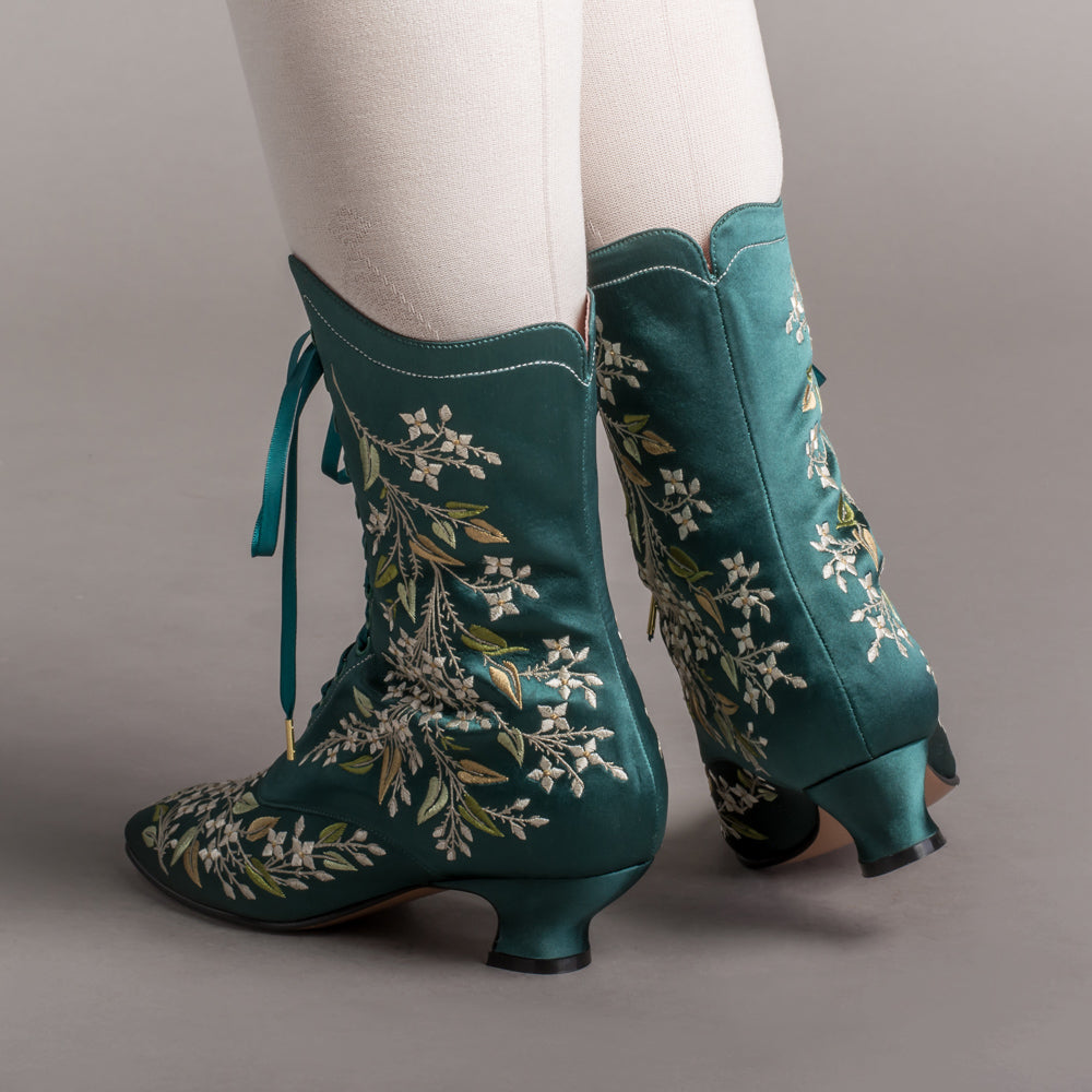 Flora Embroidered Boots Wide (Emerald Green)