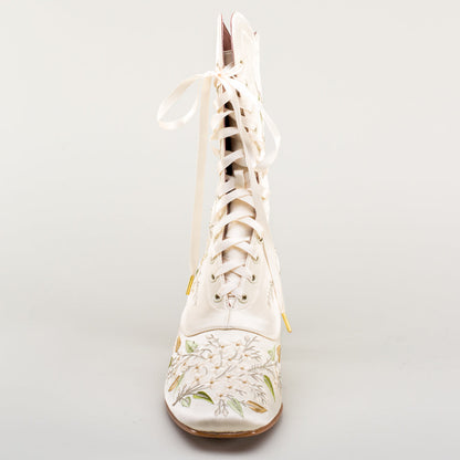 Flora Women's Embroidered Boots (Ivory)