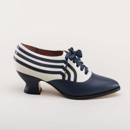 Bernadette Edwardian Oxfords Wide (Navy/Ivory)