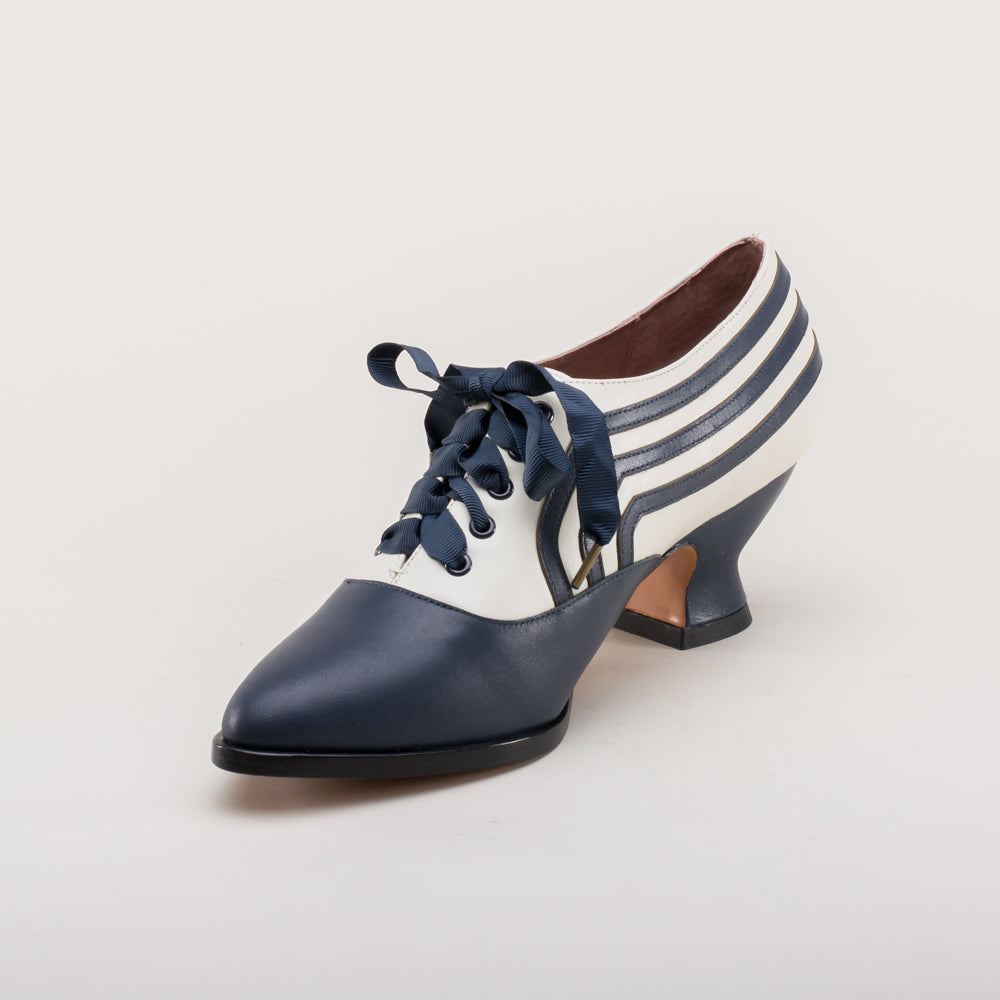 Bernadette Edwardian Oxfords Wide (Navy/Ivory)