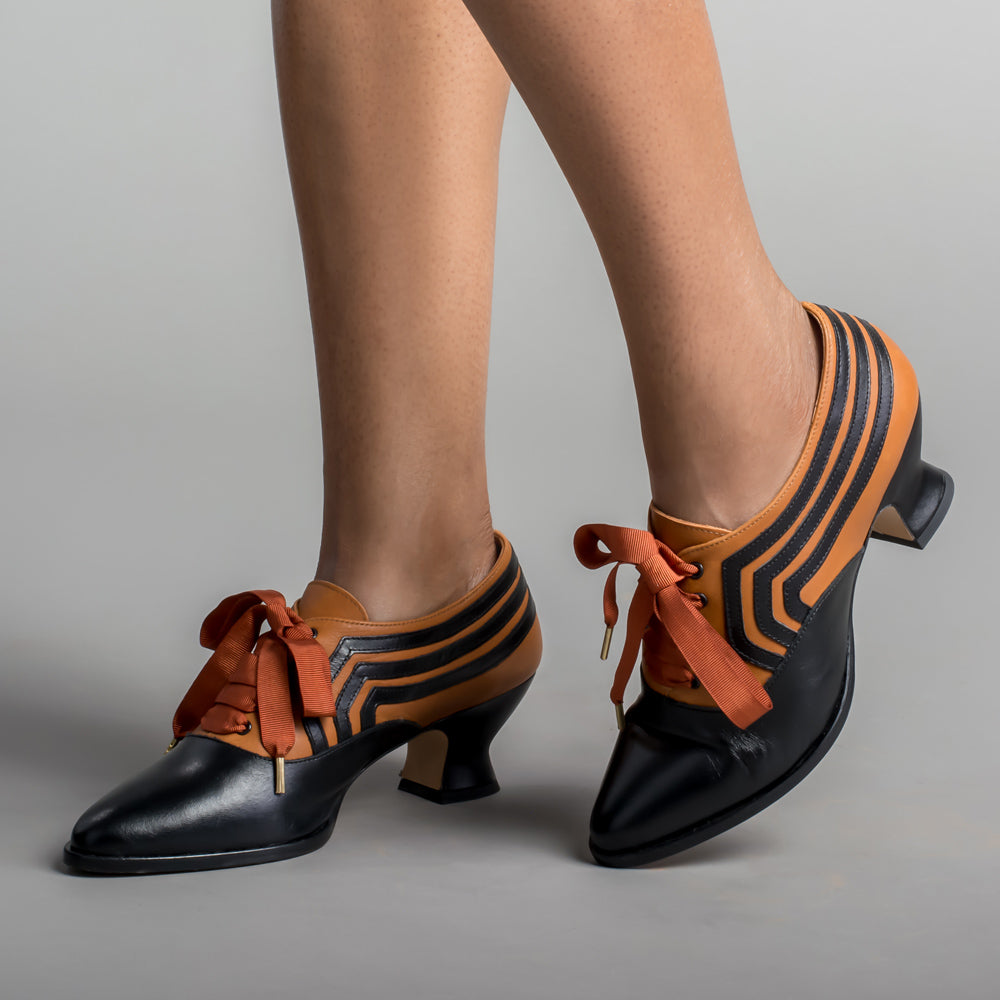 Bernadette Edwardian Oxfords (Cognac/Black)