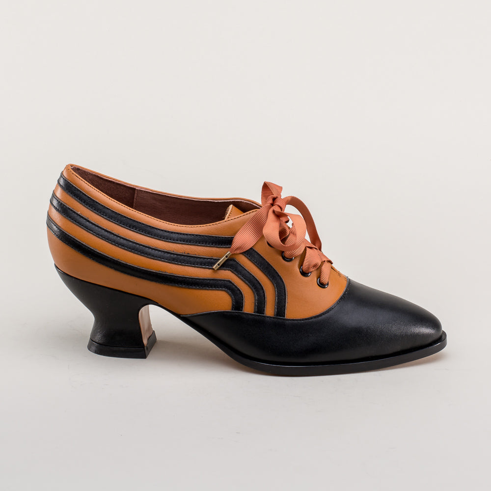 Bernadette Edwardian Oxfords (Cognac/Black)