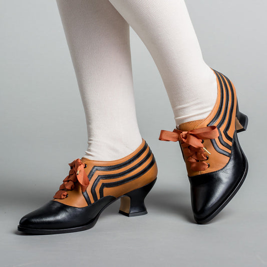 Bernadette Women's Edwardian Oxfords (Cognac/Black)