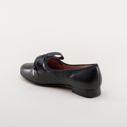 Bertie Regency Pumps (Black)