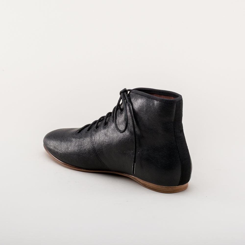 Emma Regency Leather Boots (Black)