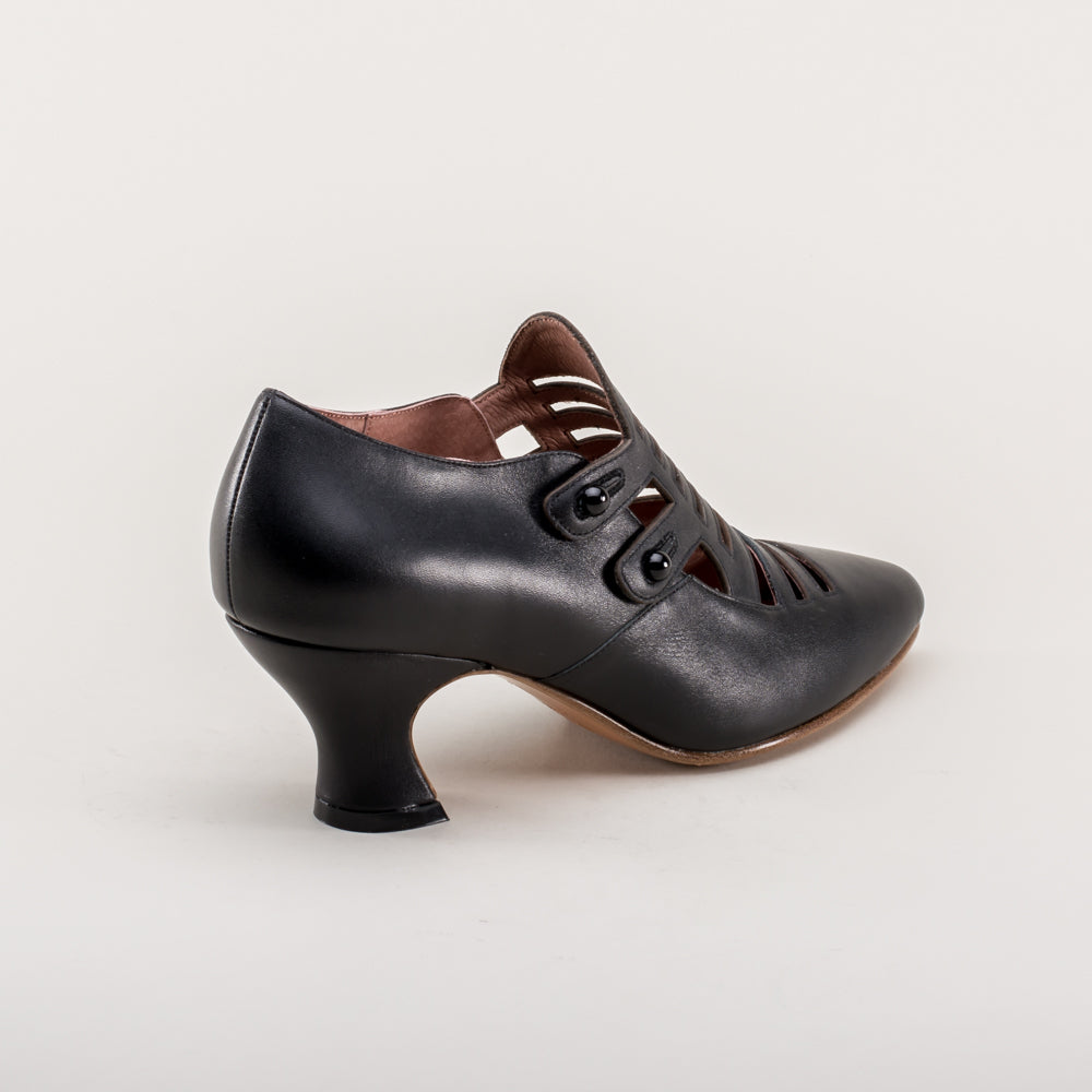 Endora Victorian Witch Shoes (Bewitching Black)