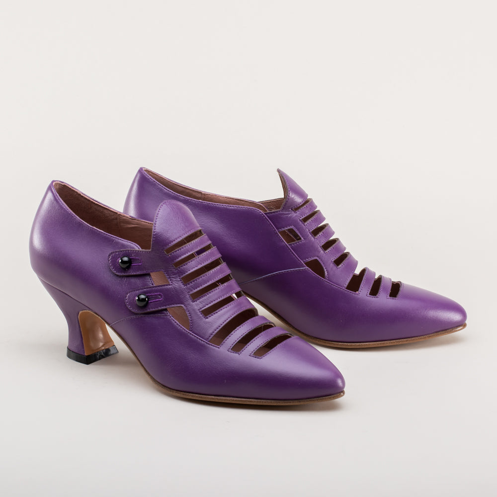 Endora Victorian Witch Shoes (Poison Purple)