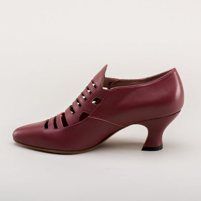 Endora Victorian Witch Shoes (Blood Red)