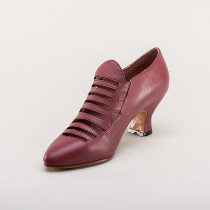Endora Victorian Witch Shoes (Blood Red)