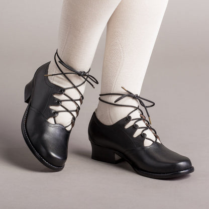 Ghillie Vintage Lace-Up Shoes (Black)