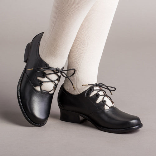 Ghillie Vintage Lace-Up Shoes (Black)