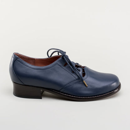 Ghillie Vintage Lace-Up Shoes (Navy)