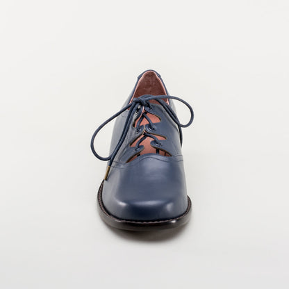 Ghillie Vintage Lace-Up Shoes (Navy)