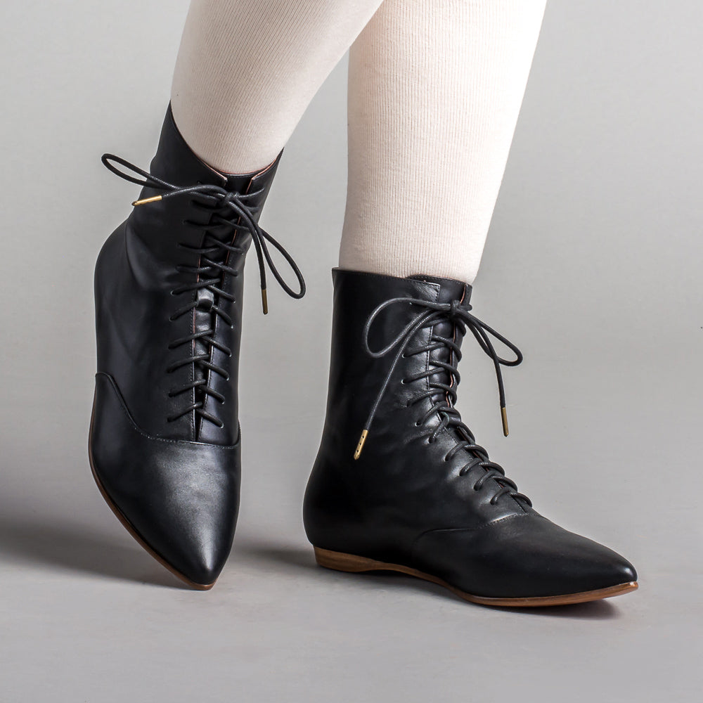 Hartfield Regency Leather Boots (Black)