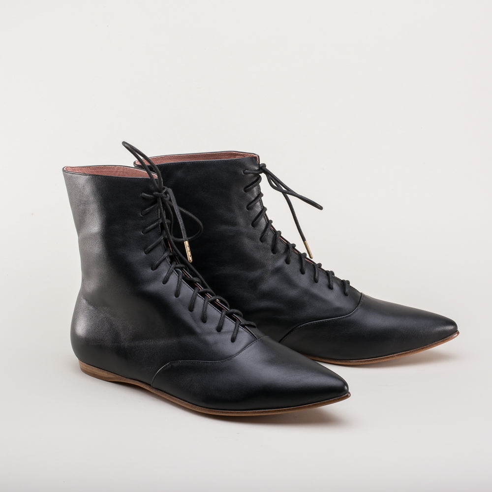 Hartfield Regency Leather Boots (Black)