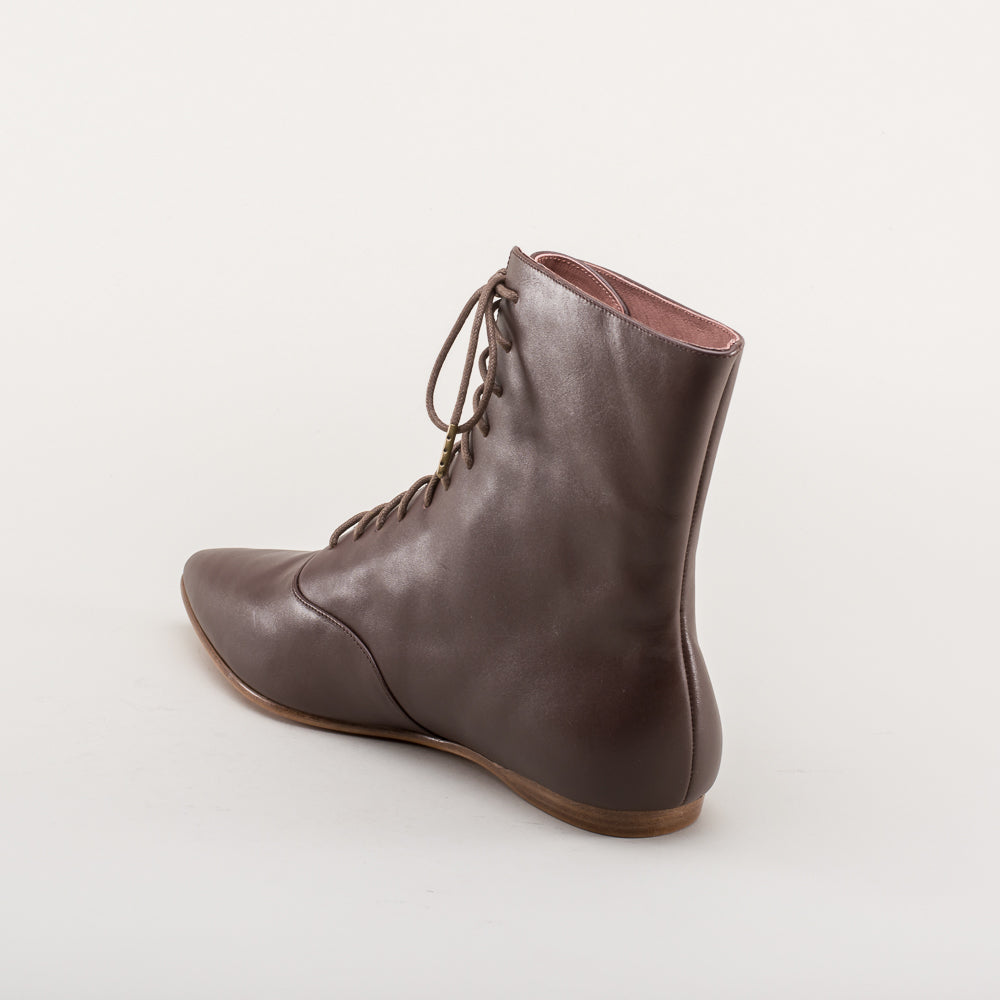 Hartfield Regency Leather Boots (Brown)