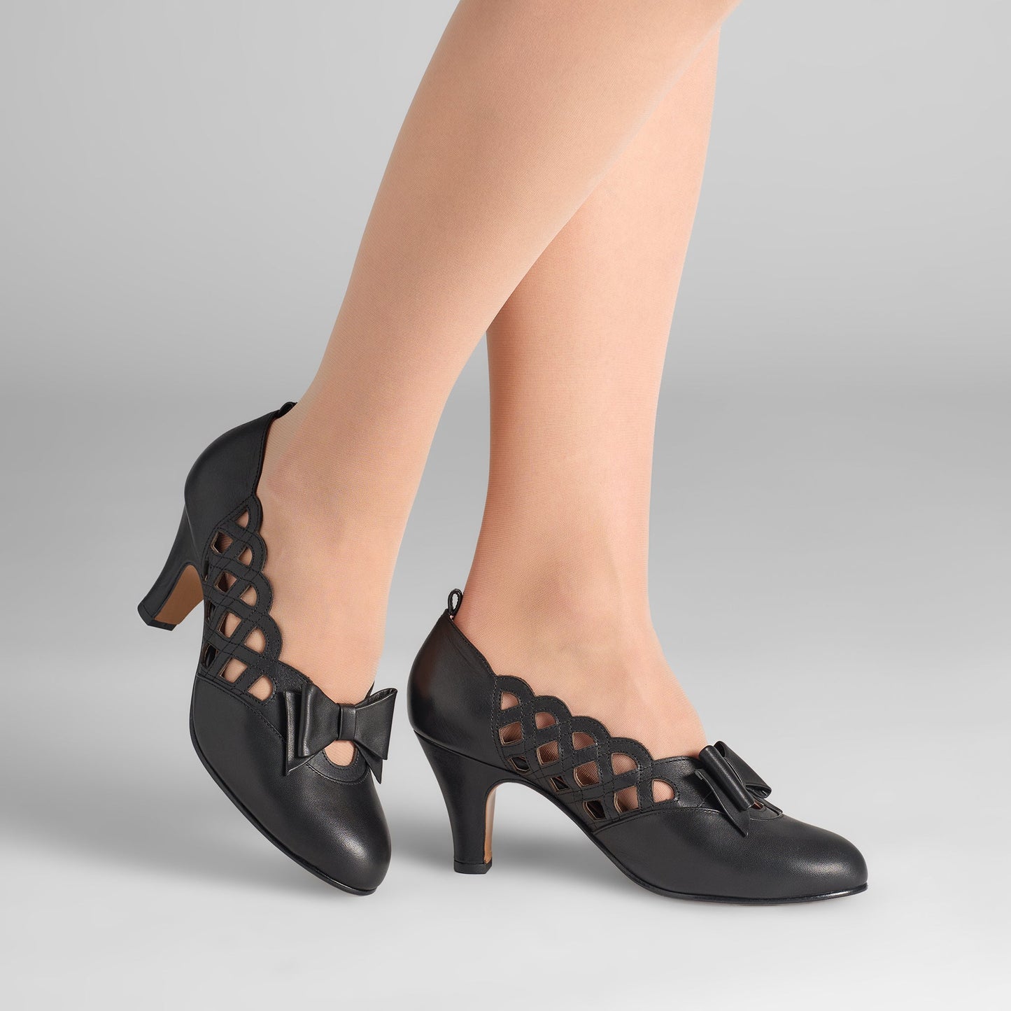 Jessie Vintage Pumps Wide (Black)