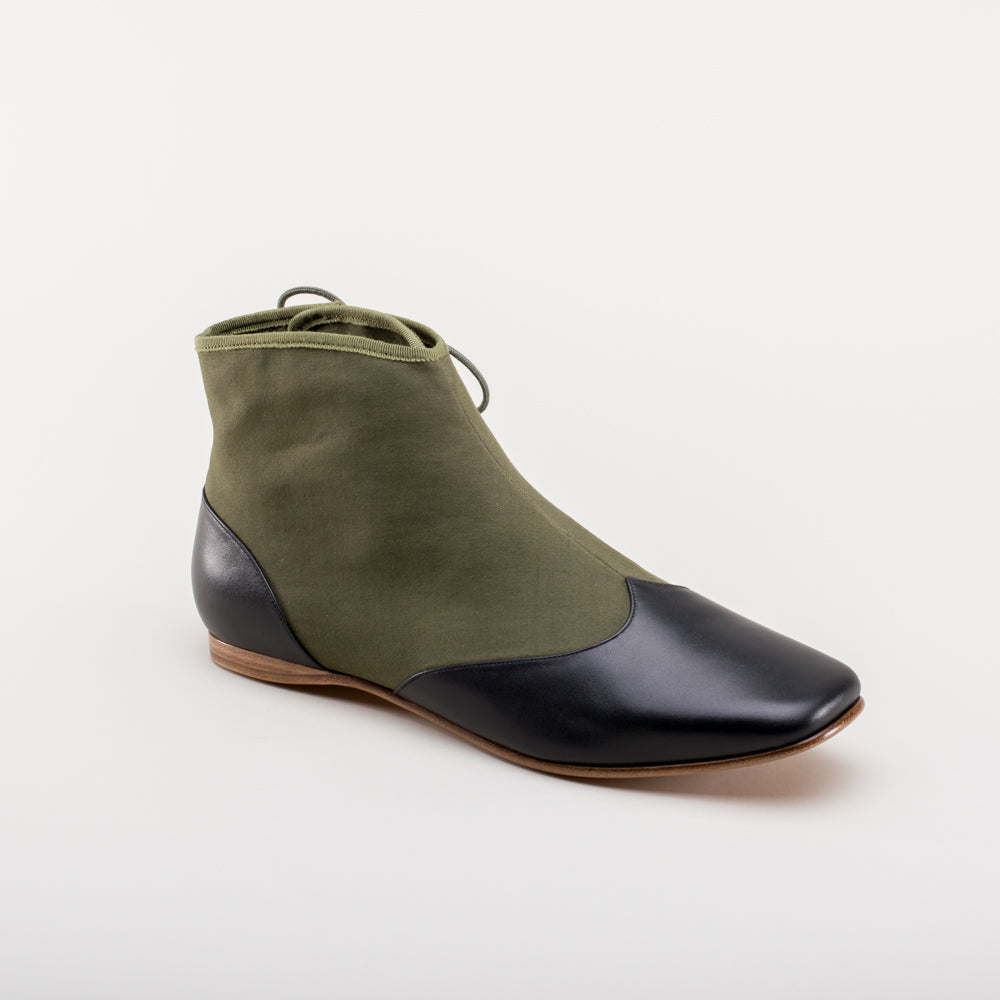 Keckley Victorian Side-Lace Boots (Green/Black)