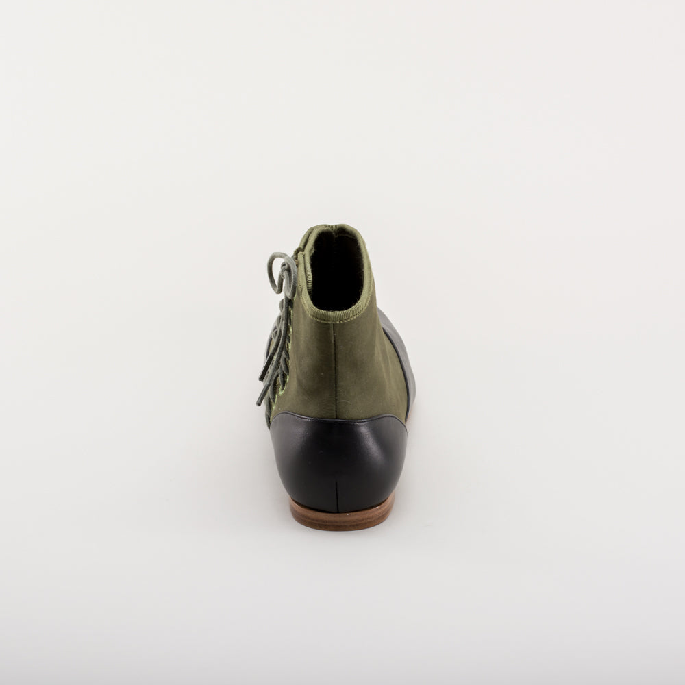 Keckley Victorian Side-Lace Boots (Green/Black)