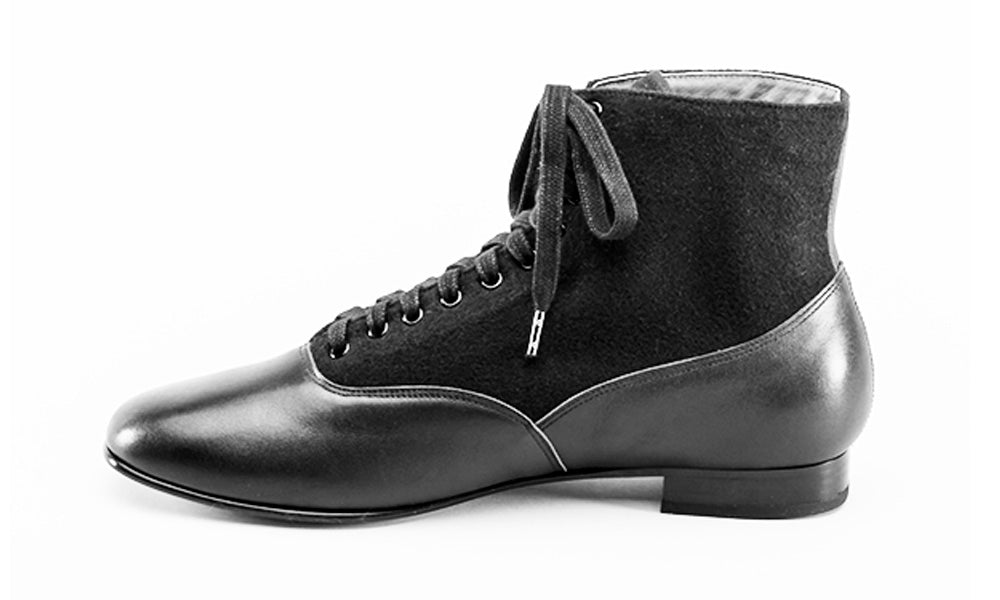 Larkspur Wool/Leather Lace-Up Boots (Black/Black)