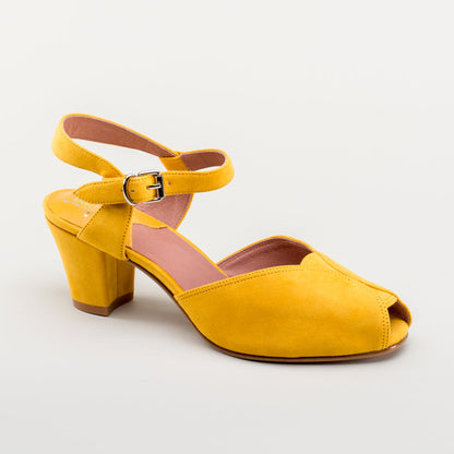 Lido Vintage Sandals (Yellow)