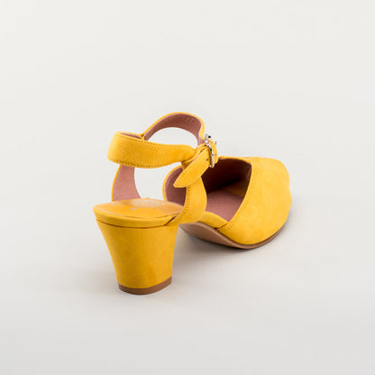 Lido Vintage Sandals (Yellow)