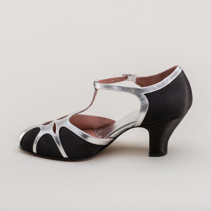 Lilith Vintage Flapper T-Straps Wide (Black/Silver)