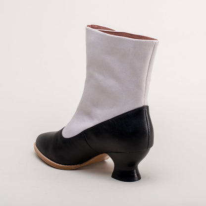 Manhattan Victorian Cloth-Top Button Boots (Grey/Black)