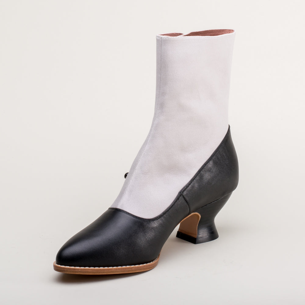 Manhattan Victorian Cloth-Top Button Boots (Grey/Black)