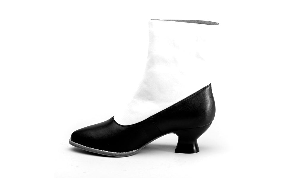 Manhattan Victorian Cloth-Top Button Boots (Ivory/Black)