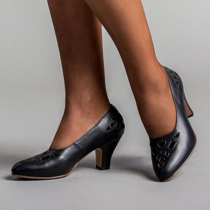 Meme Vintage Pumps (Black)