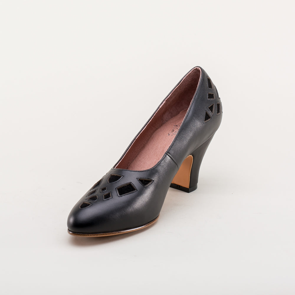 Meme Vintage Pumps (Black)