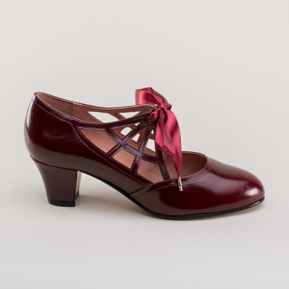 Parker Vintage Spiderweb Pumps (Merlot)