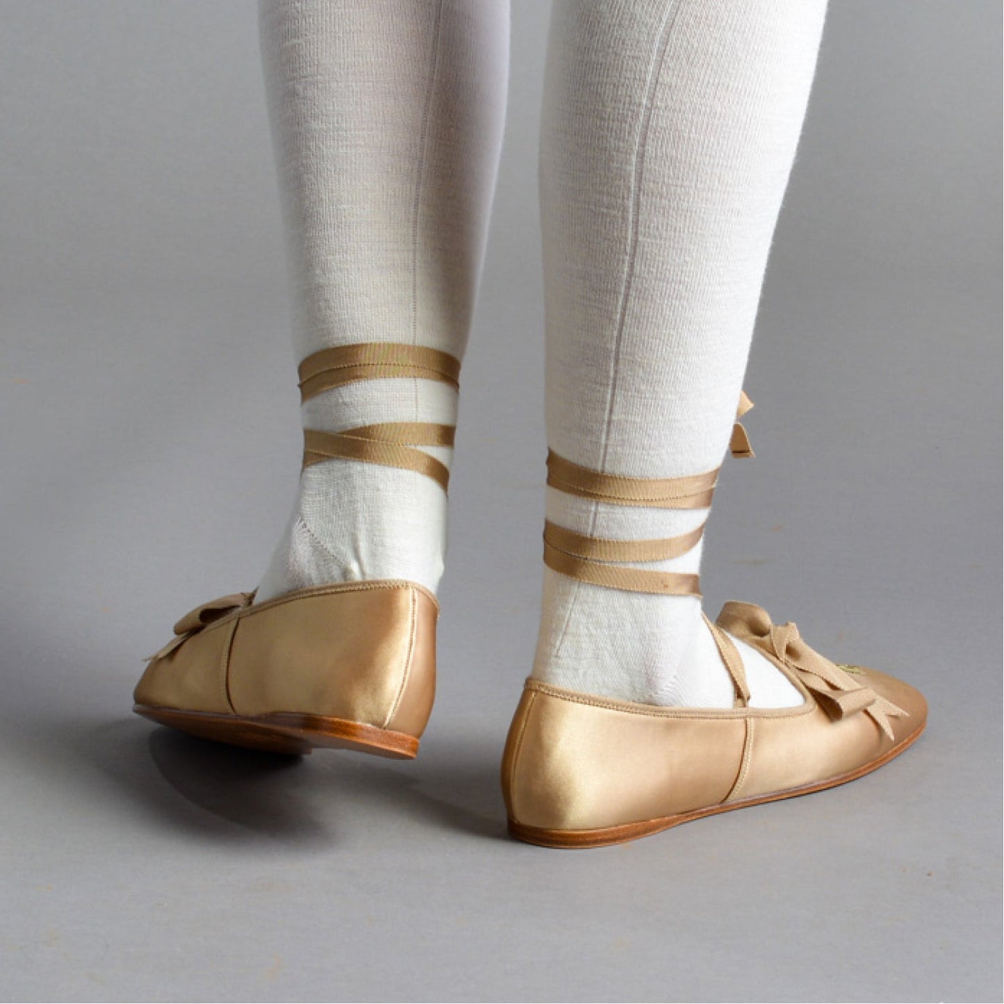 Penelope Regency Slippers (Gold)