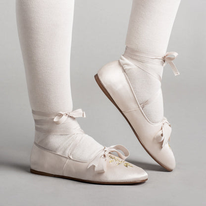 Penelope Regency Slippers (Ivory)