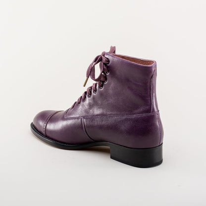 Rainey Vintage Lace-Up Boots (Purple)